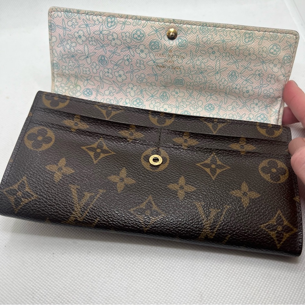 Louis Vuitton LV Limited Edition Flora Sarah Monogram Wallet